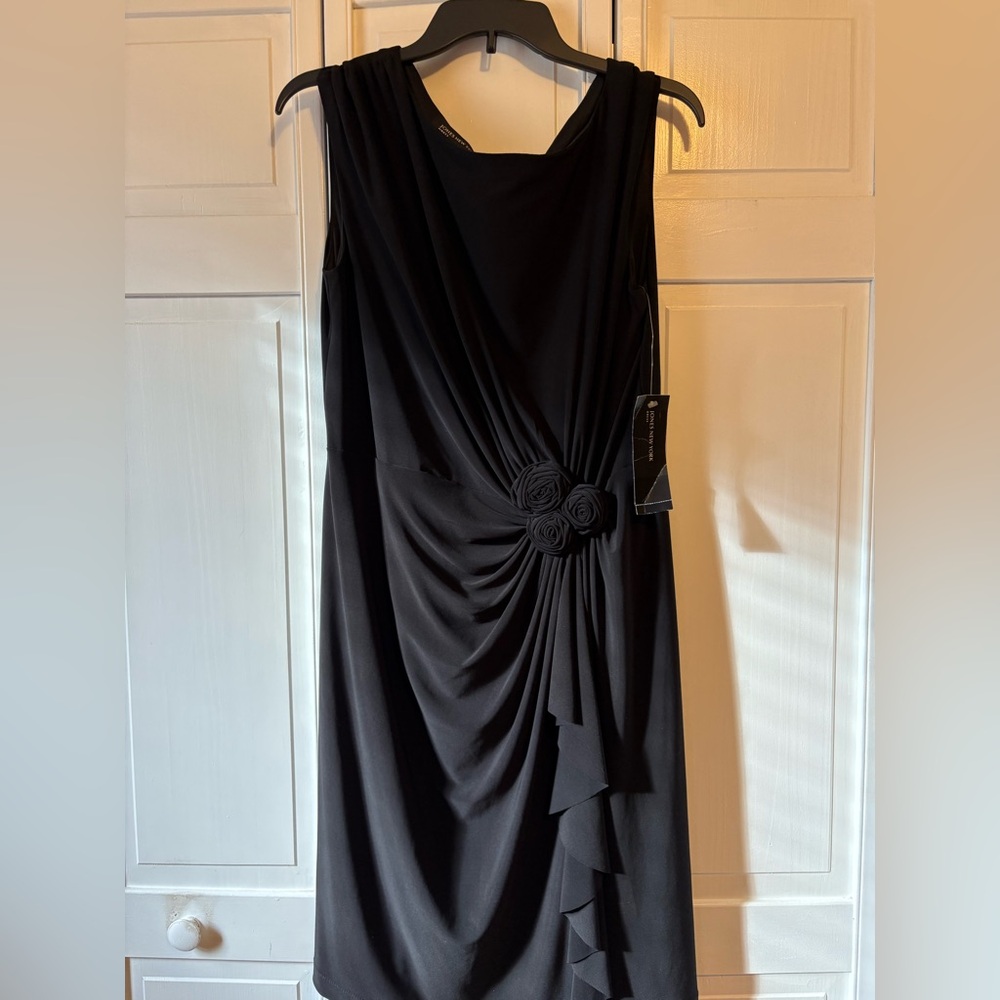 Elegant Black Evening Dress